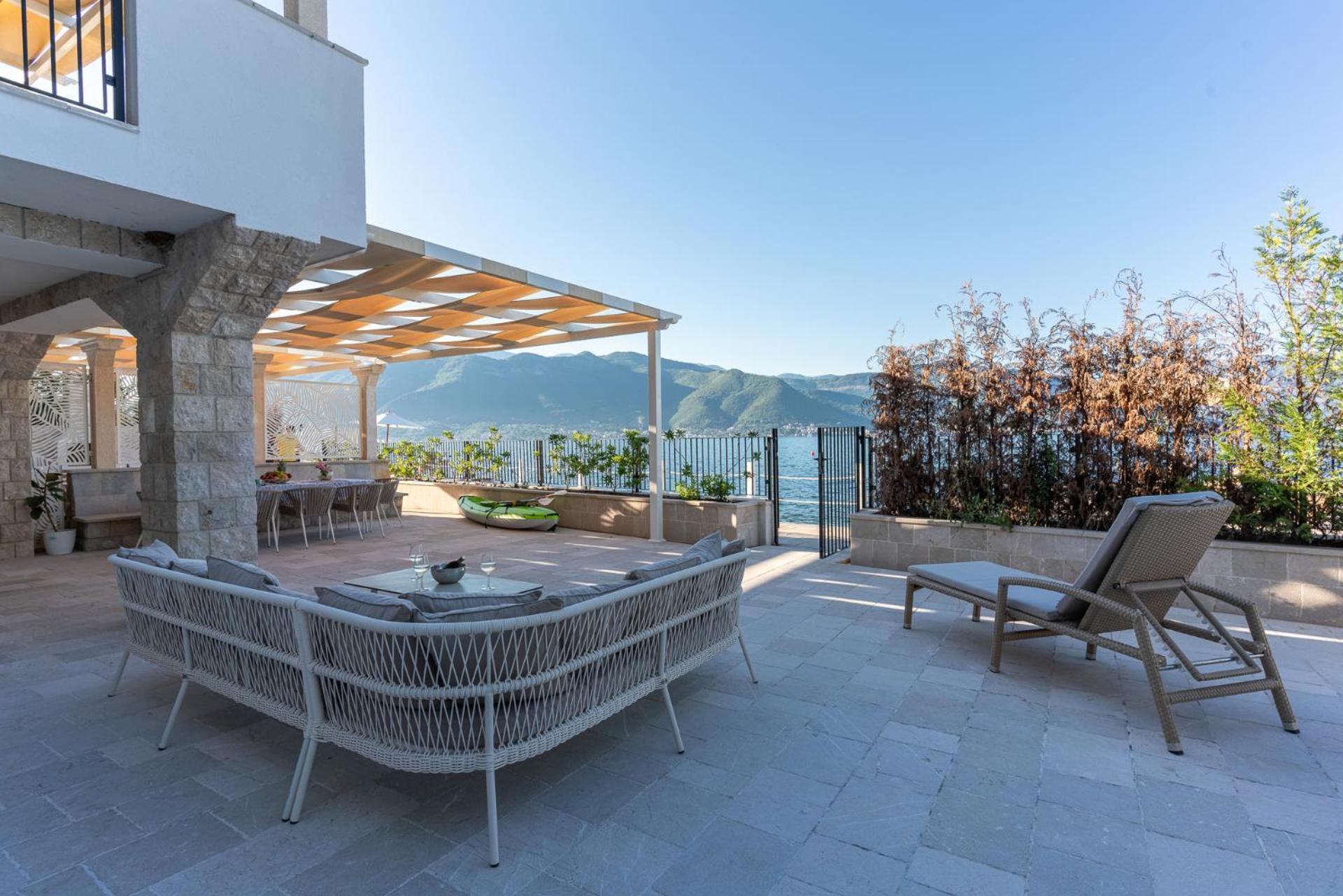 Villas Plitka Tivat Eksteriør bilde