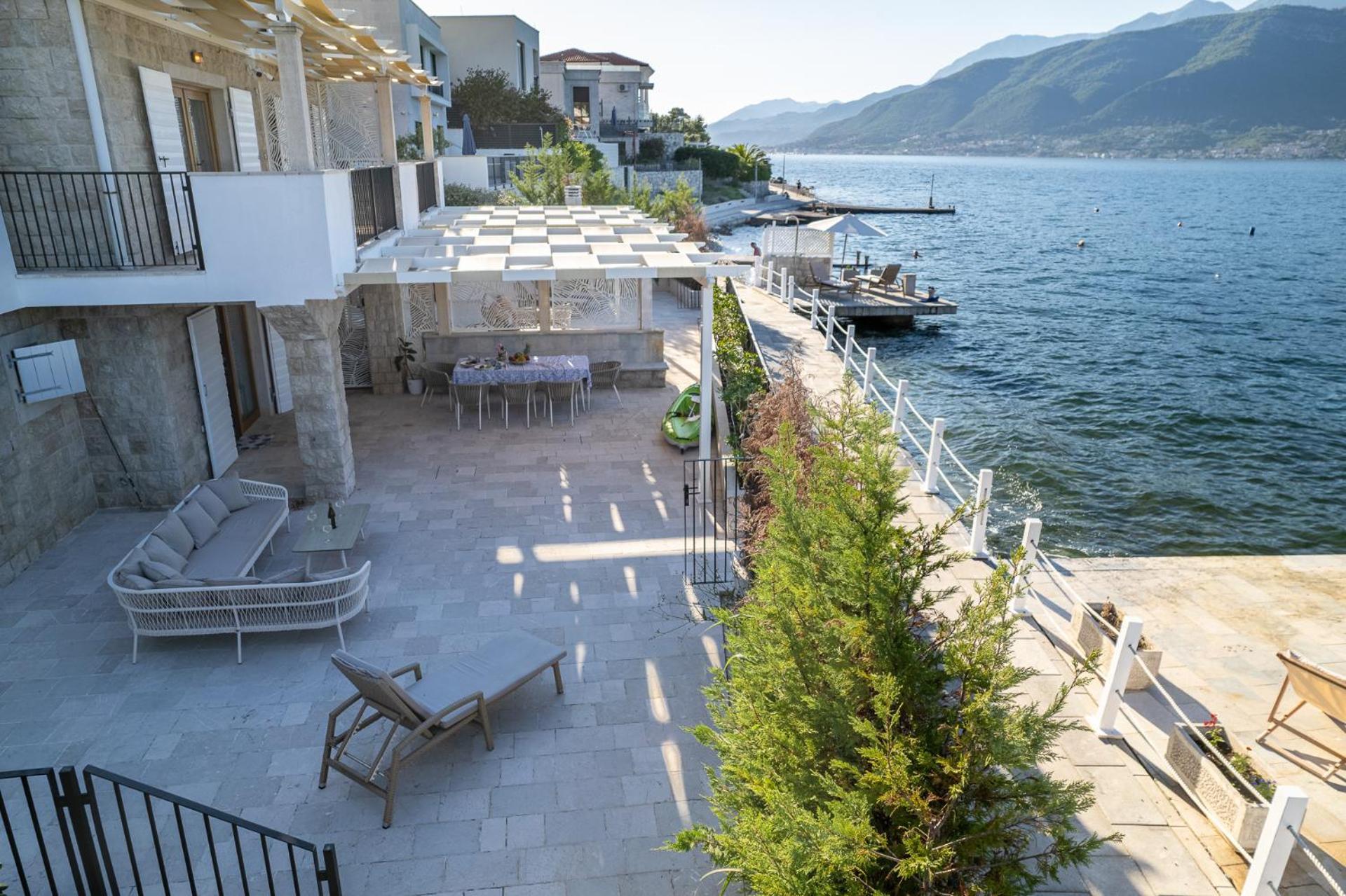Villas Plitka Tivat Eksteriør bilde