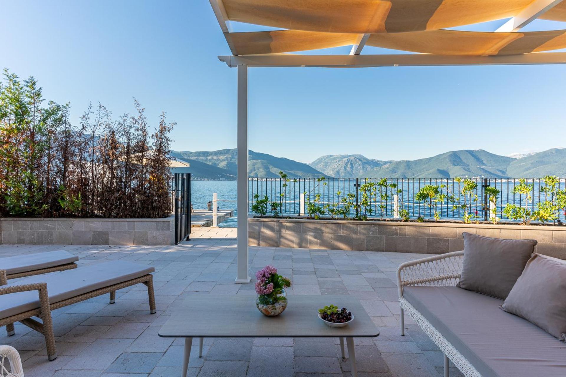 Villas Plitka Tivat Eksteriør bilde
