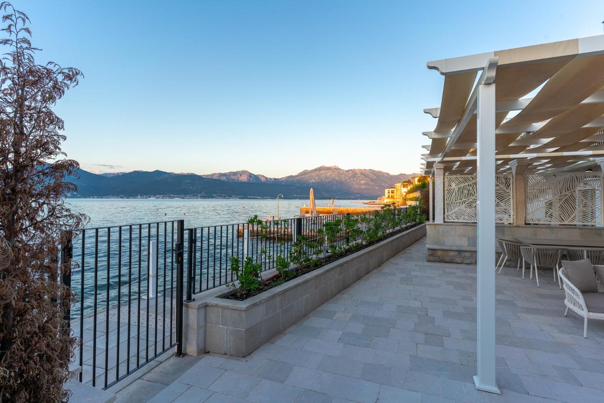 Villas Plitka Tivat Eksteriør bilde