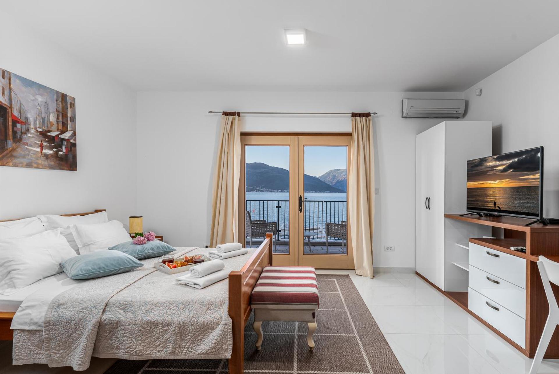 Villas Plitka Tivat Eksteriør bilde